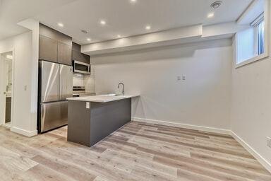 1084B-1086 Remington Road Northeast, Calgary, AB, T2E 5L4 - 10