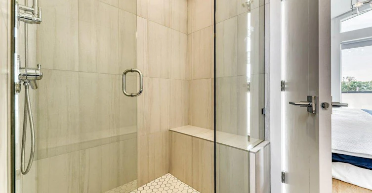 1084 Remington Road NE-1086 Remington Road Northeast, Calgary, AB, T2E 5L4 - 2