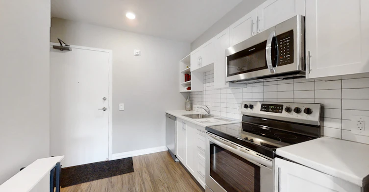 313-233 Dunlop Street W, Barrie, ON, L4N 1B5 - 5