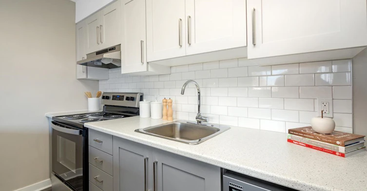 0106-35 Woodridge Crescent, Ottawa, ON, K2B 8S8 - 12