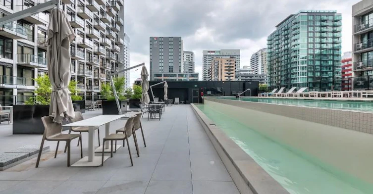 235 Young Rue, Montréal, QC, H3C 0Z6 - 32