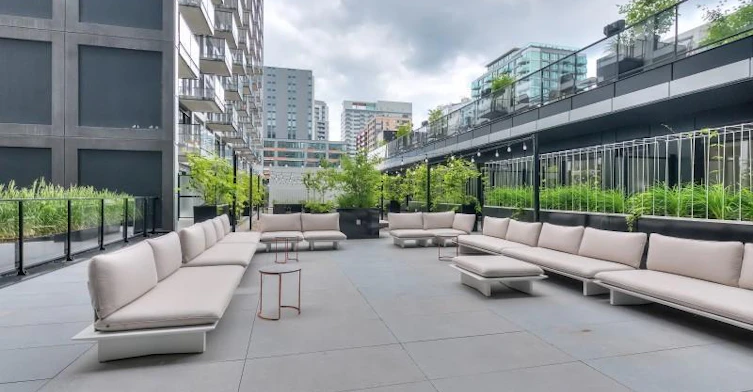 235 Young Rue, Montréal, QC, H3C 0Z6 - 33