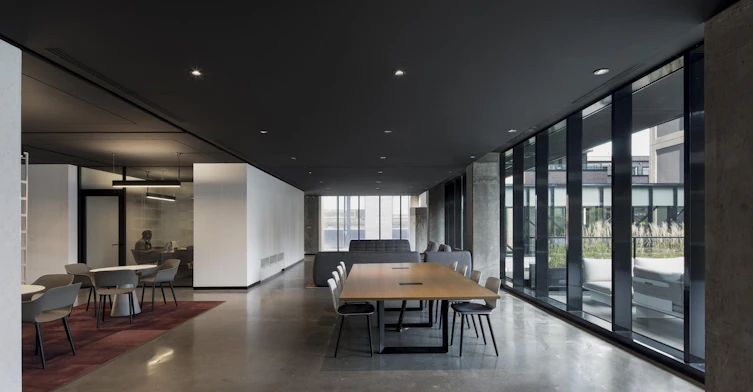235 Young Rue, Montréal, QC, H3C 0Z6 - 21