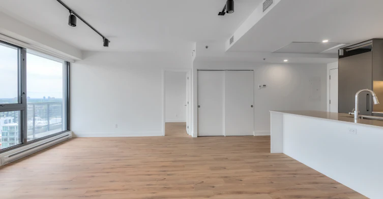 1904-235 Young Rue, Montréal, QC, H3C 0Z6 - 4