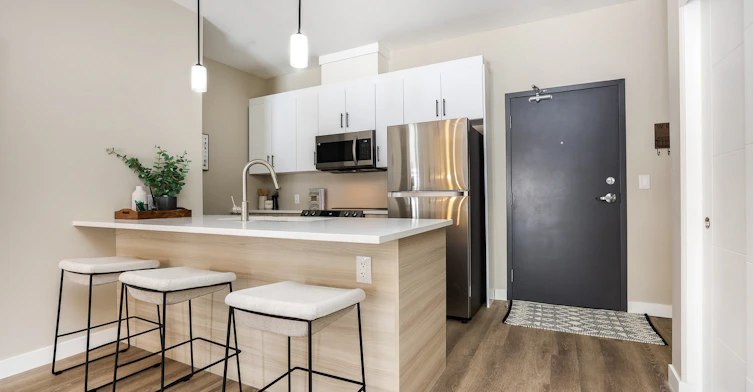 125-216-145 Mira Gate, Winnipeg, MB, R2V 5C5 - 2