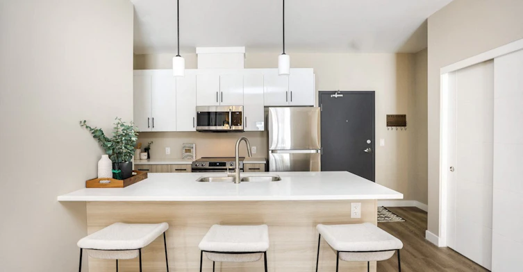 135-104-145 Mira Gate, Winnipeg, MB, R2V 5C5