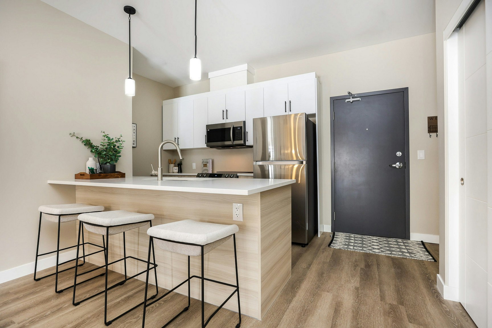 135-104-145 Mira Gate, Winnipeg, MB, R2V 5C5 - 2