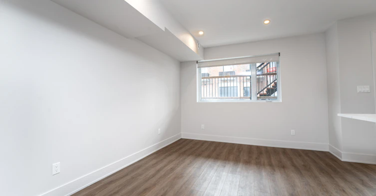 C-85 Rosemount Avenue Centre, Ottawa, ON, K1Y 1P5 - 5