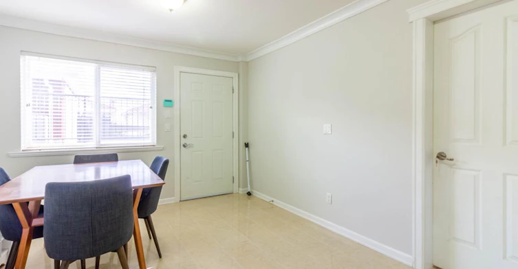 5100 Frances Street, Burnaby, BC, V5B 1T3 - 6
