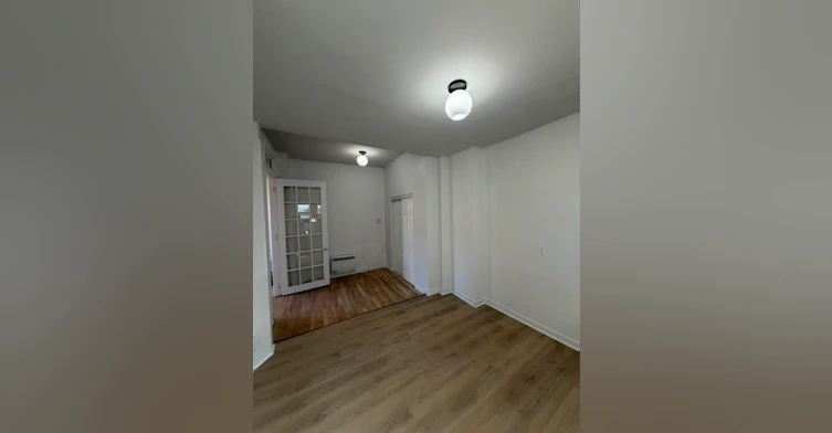 #2-6 Viateur Street West, Montréal, QC, H2T 2K6 - 3