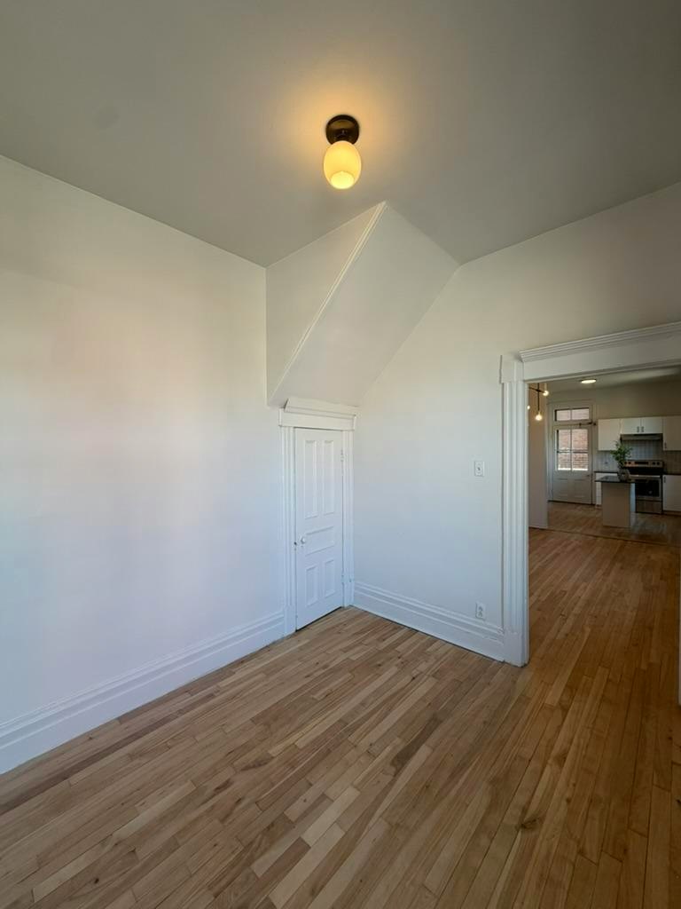 #2-6 Viateur Street West, Montréal, QC, H2T 2K6 - 4