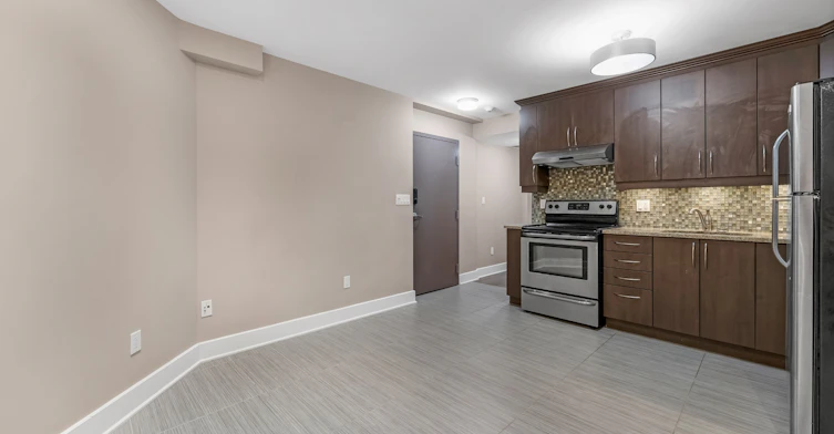 2-355 Gilmour Street, Ottawa, ON, K2P 1V4 - 5