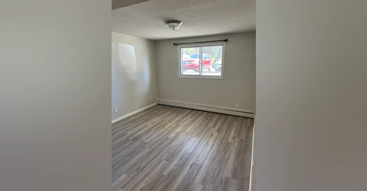 103-4709 47 Street, Wetaskiwin, AB, T9A 1C6 - 5