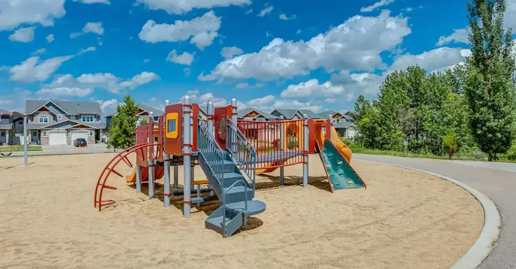 1211-39 Van Slyke Way, Red Deer, AB, T4R 0S3 - 3