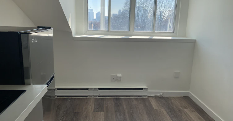 02-229 Carlton Street, Toronto, ON, M5A 2L2 - 9