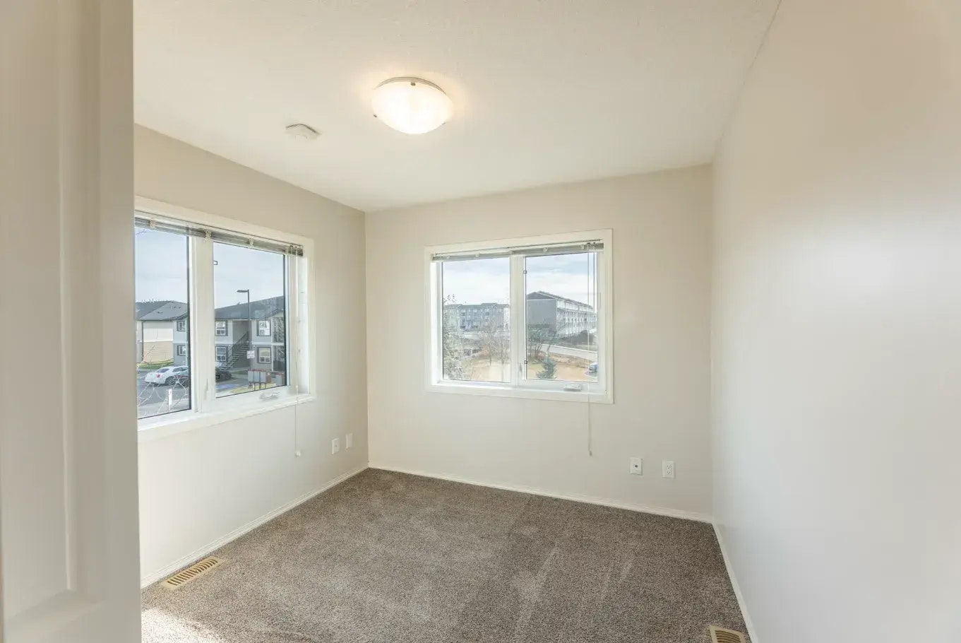 409-7 Bayside Place, Strathmore, AB, T1P 0C7 - 10