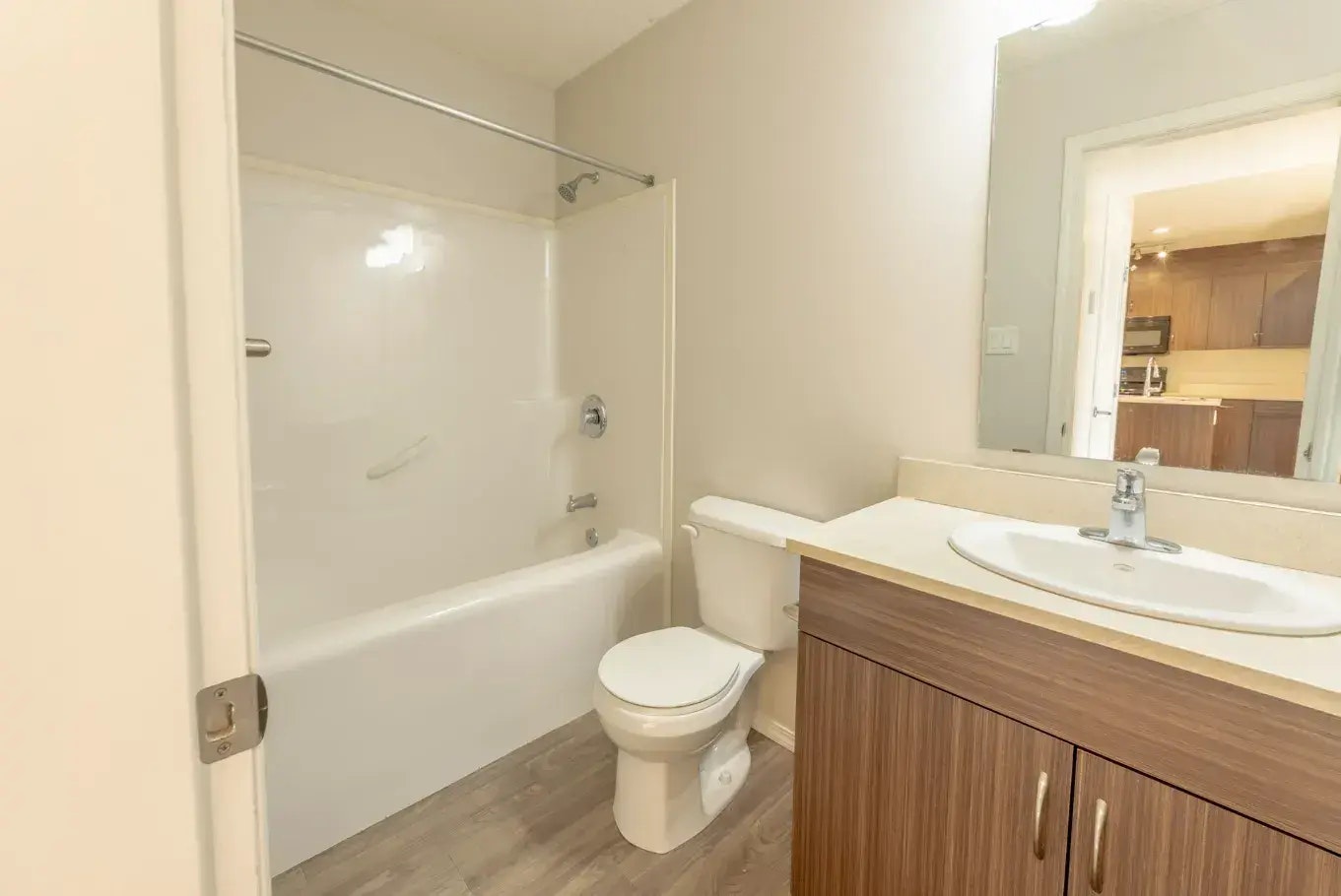 409-7 Bayside Place, Strathmore, AB, T1P 0C7 - 12