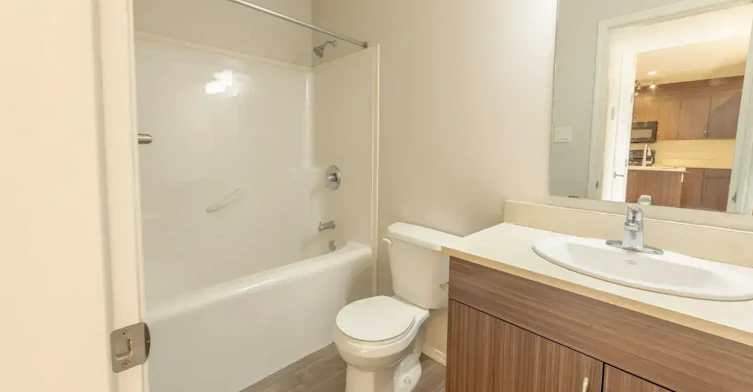 103-7 Bayside Place, Strathmore, AB, T1P 0C7 - 12