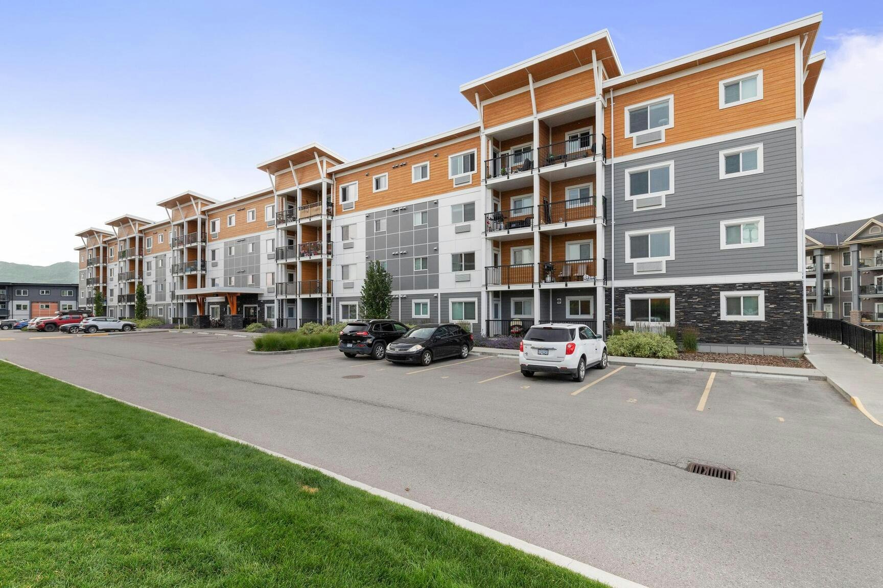3615-210-3635 Carrington Road, Westbank, BC, V4T 3G9 - 3
