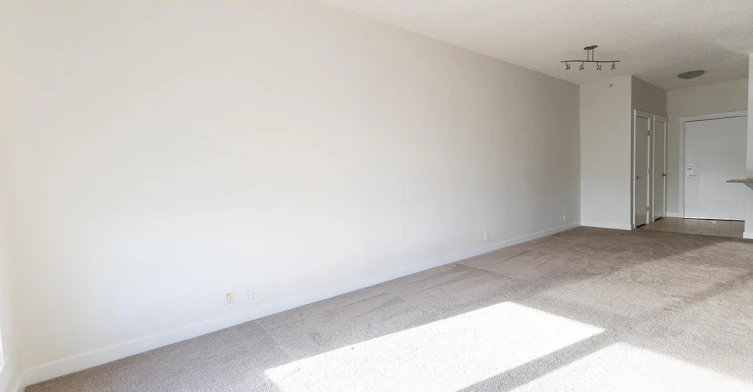 8880 Horton Road SW, Calgary, AB, T2V 2X4 - 10