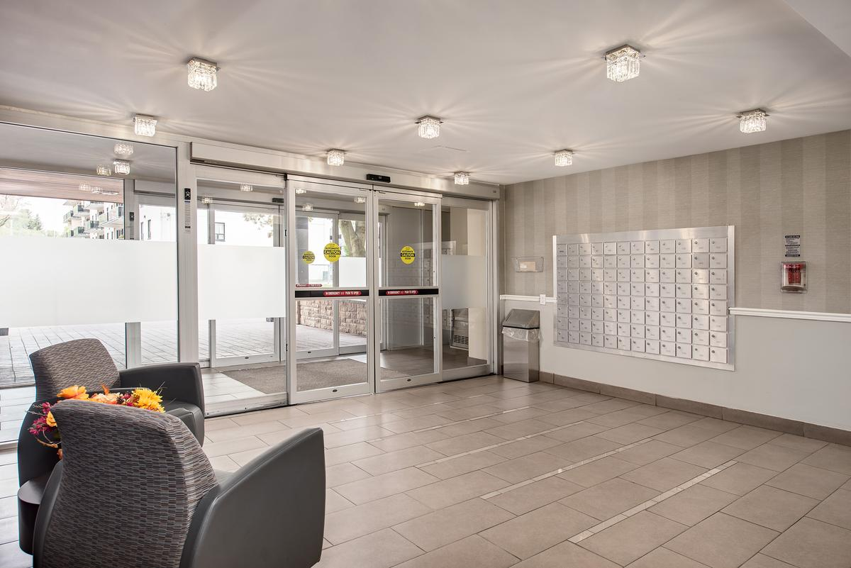 00302-55 Park Street East, Mississauga, ON, L5G 1L9 - 14