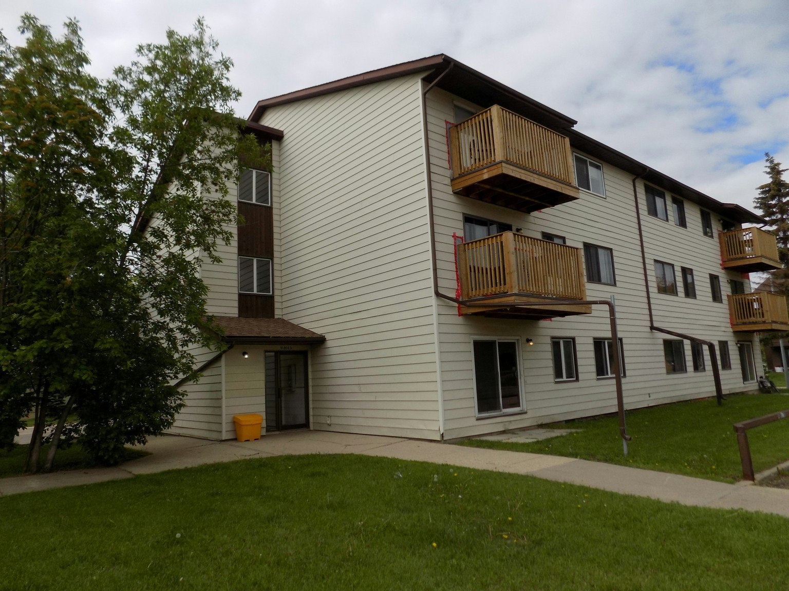 123-8111 96 Street, Grande Prairie, AB, T8V 5Z9 - 8