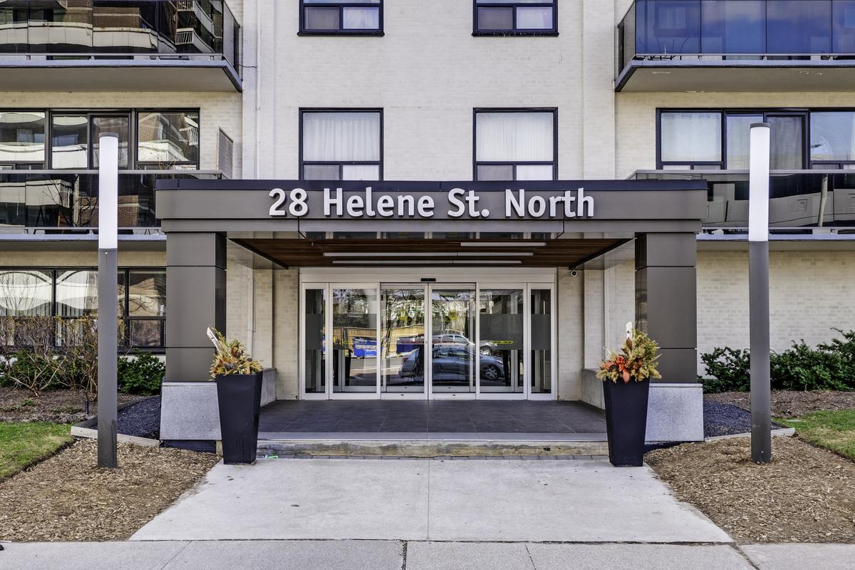 00605-28 Helene Street North, Mississauga, ON, L5G 3B7 - 2