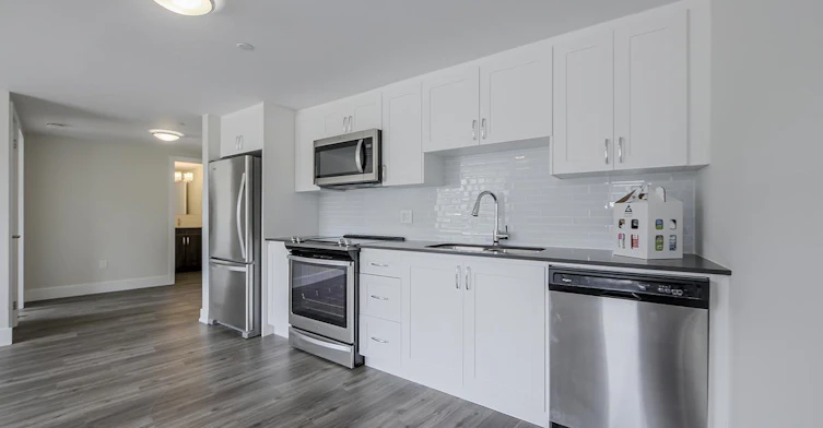 00203-7 Elizabeth Street North, Mississauga, ON, L5G 2Y8 - 9