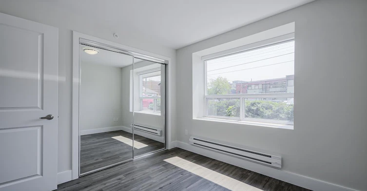 00203-7 Elizabeth Street North, Mississauga, ON, L5G 2Y8 - 6