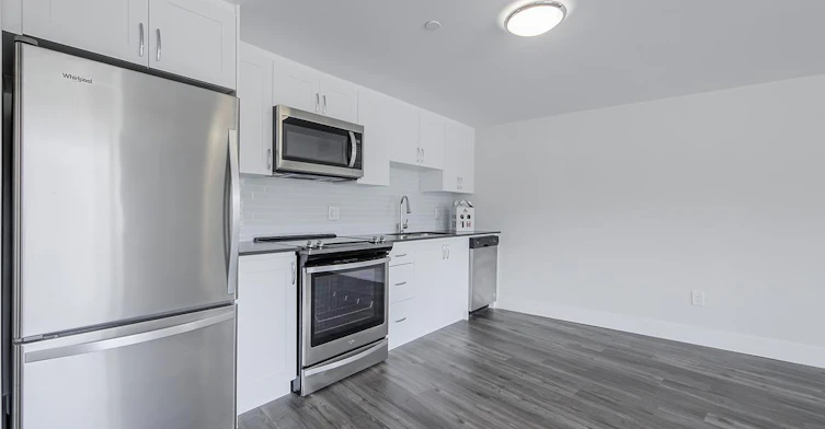 00203-7 Elizabeth Street North, Mississauga, ON, L5G 2Y8 - 5