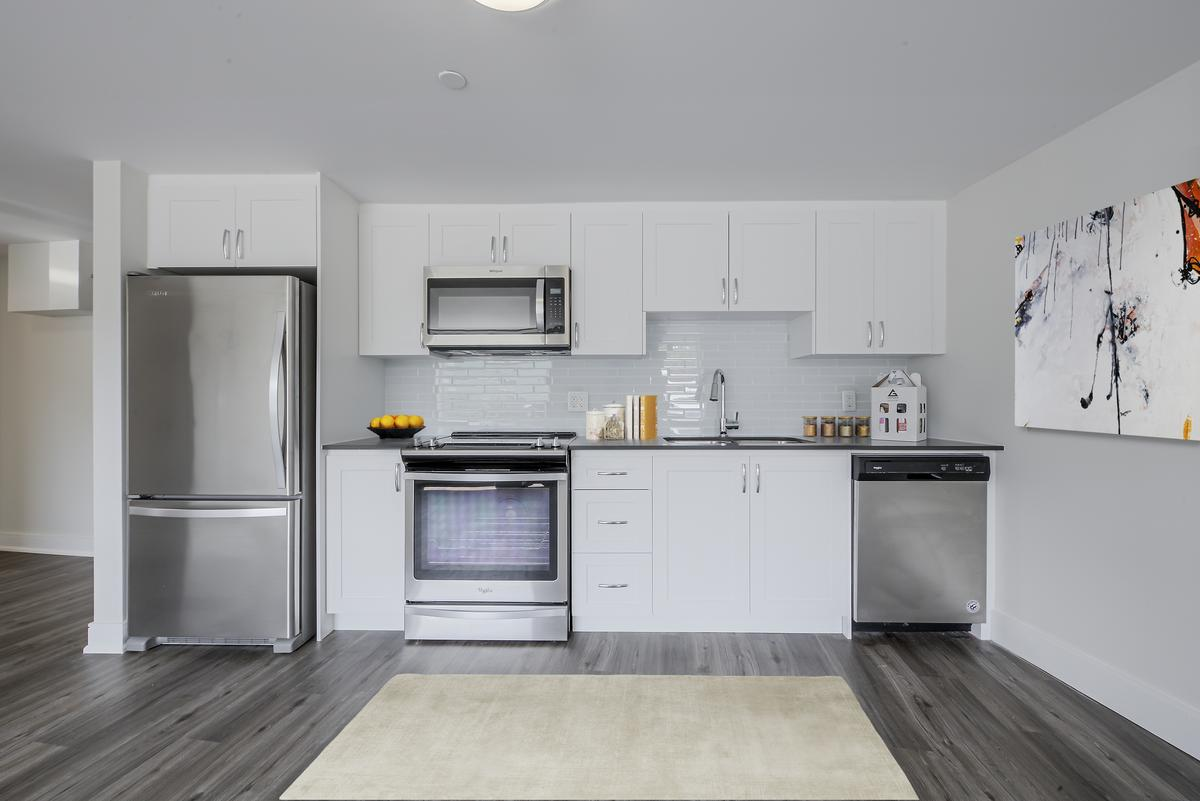 00203-7 Elizabeth Street North, Mississauga, ON, L5G 2Y8 - 8