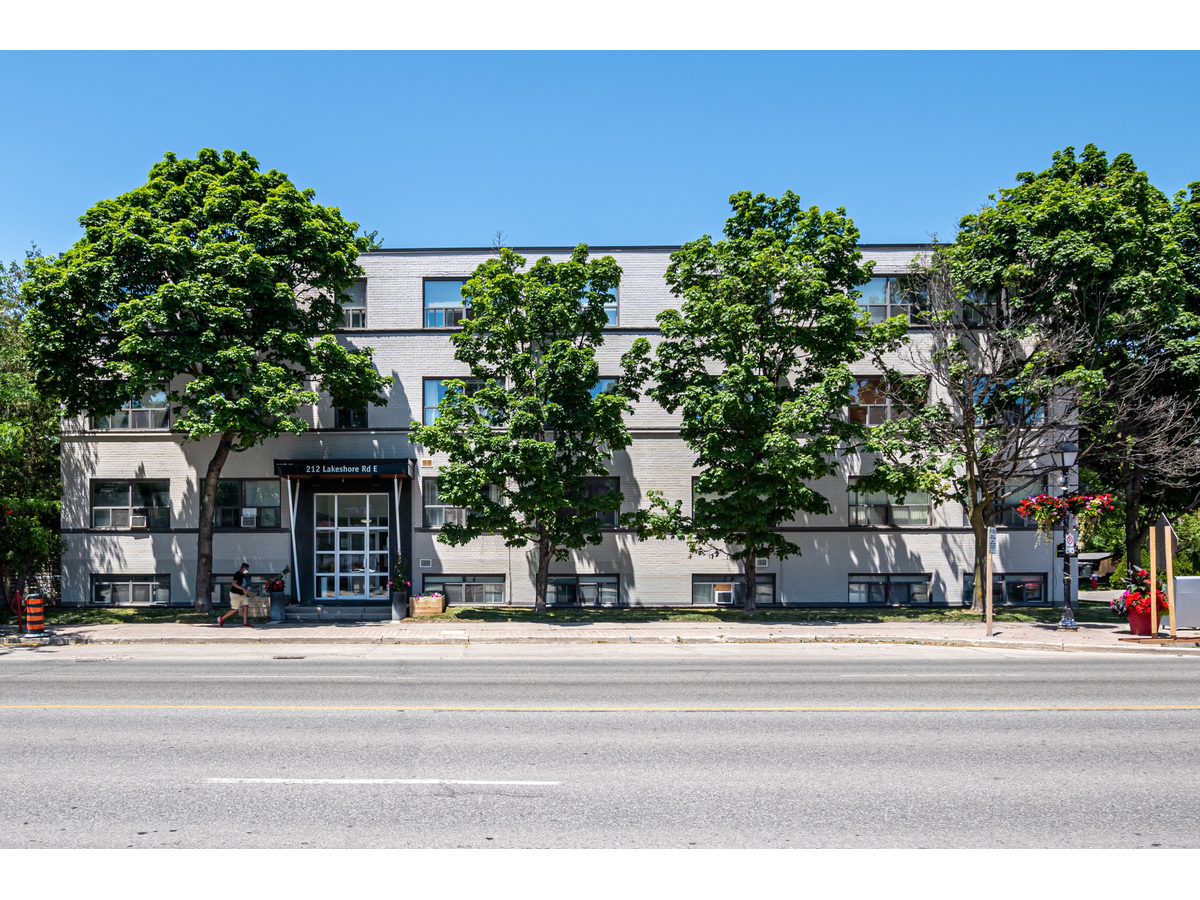 0403-212 Lakeshore Road East, Mississauga, ON, L5G 1G4 - 2