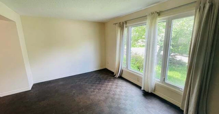 2631 Cleroux Crescent, Ottawa, ON, K1W 1B4 - 4