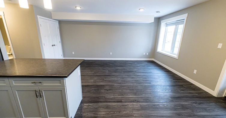 GP 113 204-10101 102 Avenue, Grande Prairie, AB, T8V 0Z9 - 8