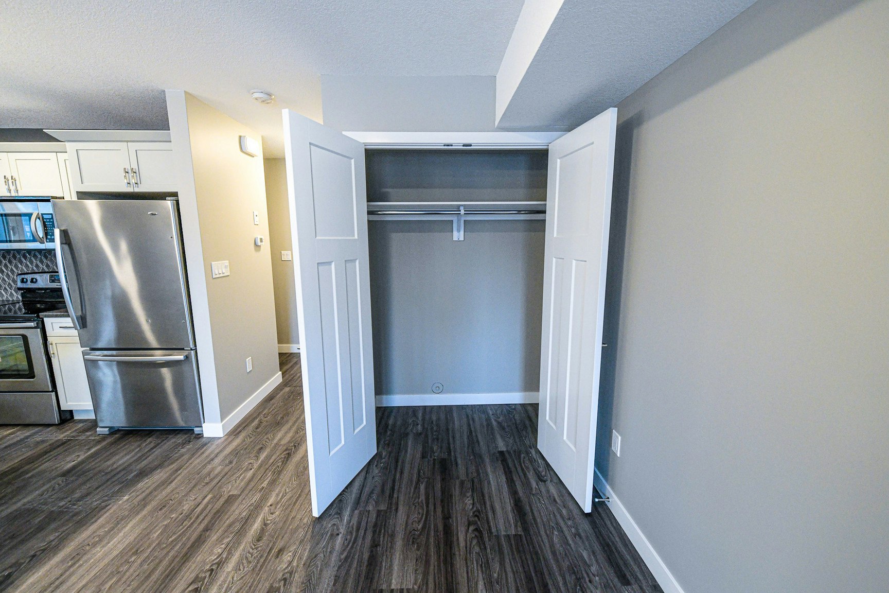 GP 113 204-10101 102 Avenue, Grande Prairie, AB, T8V 0Z9 - 9