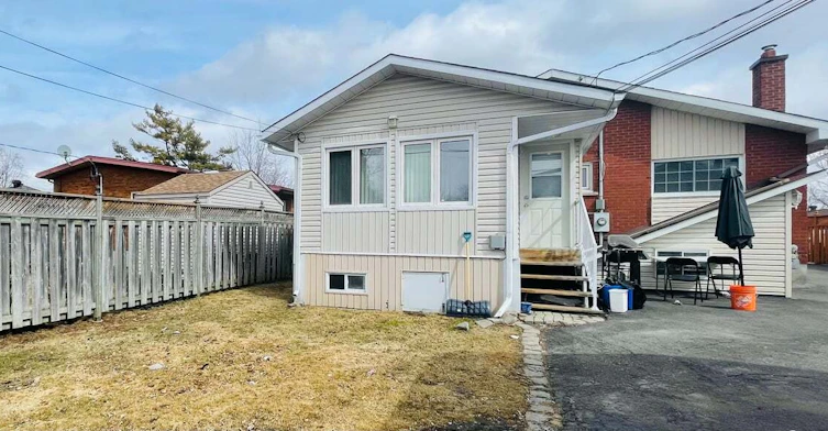 B-704 Claude Street, Ottawa, ON, K1K 2S2 - 2