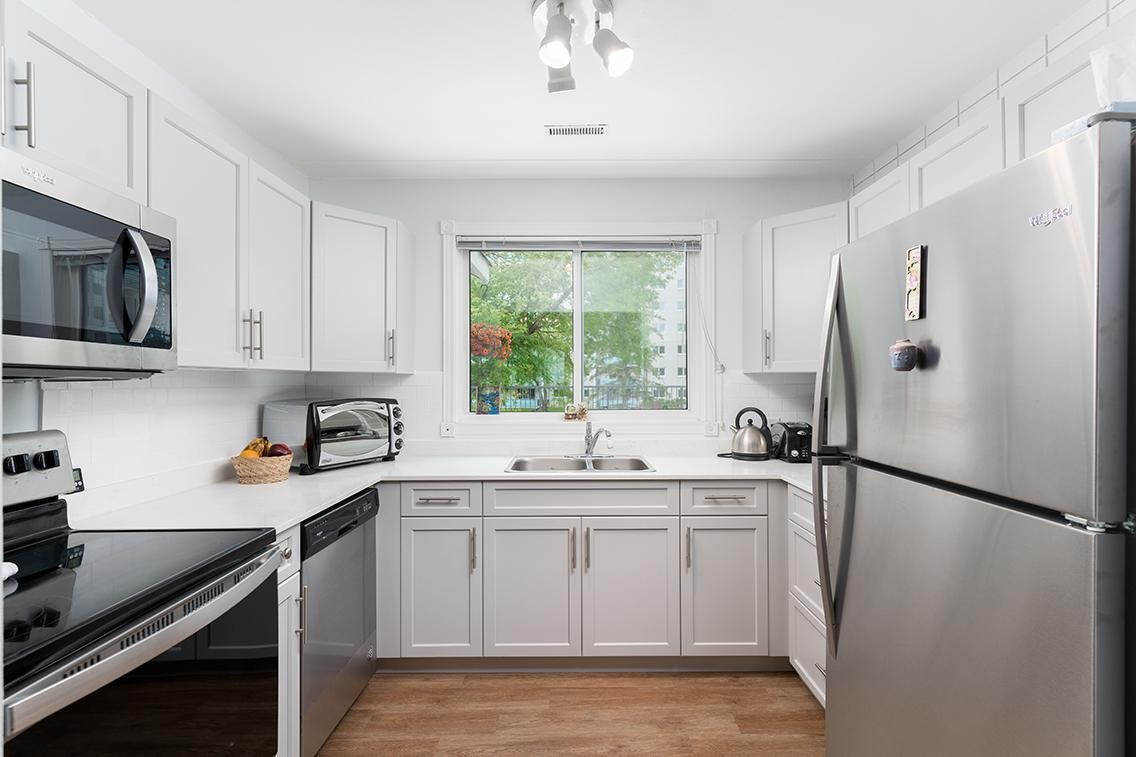 02-1650-1650 Henderson Highway, Winnipeg, MB, R2G 1N7 - 7