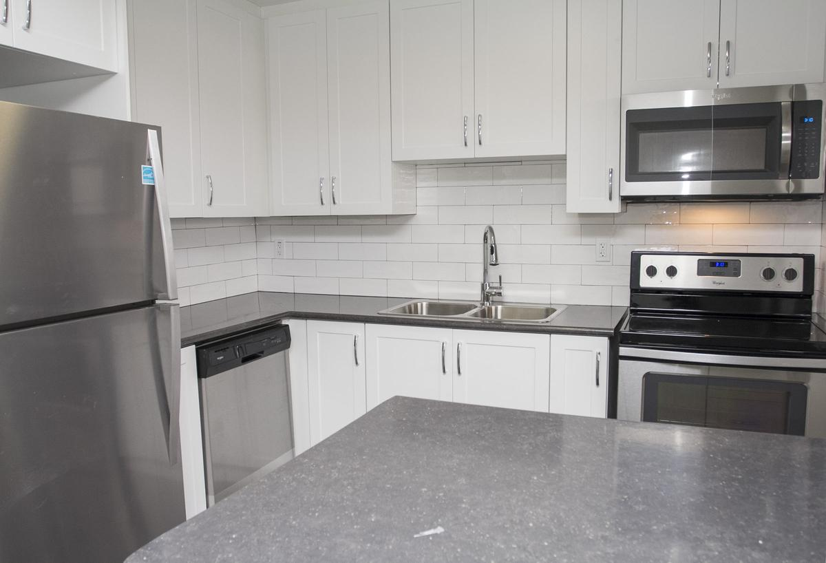 1202-S-2185 Sheridan Park Drive, Mississauga, ON, L5K 1C7 - 4