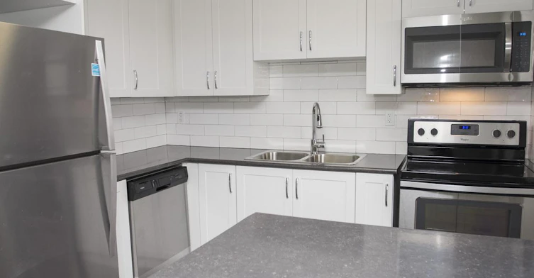 1202-S-2185 Sheridan Park Drive, Mississauga, ON, L5K 1C7 - 4