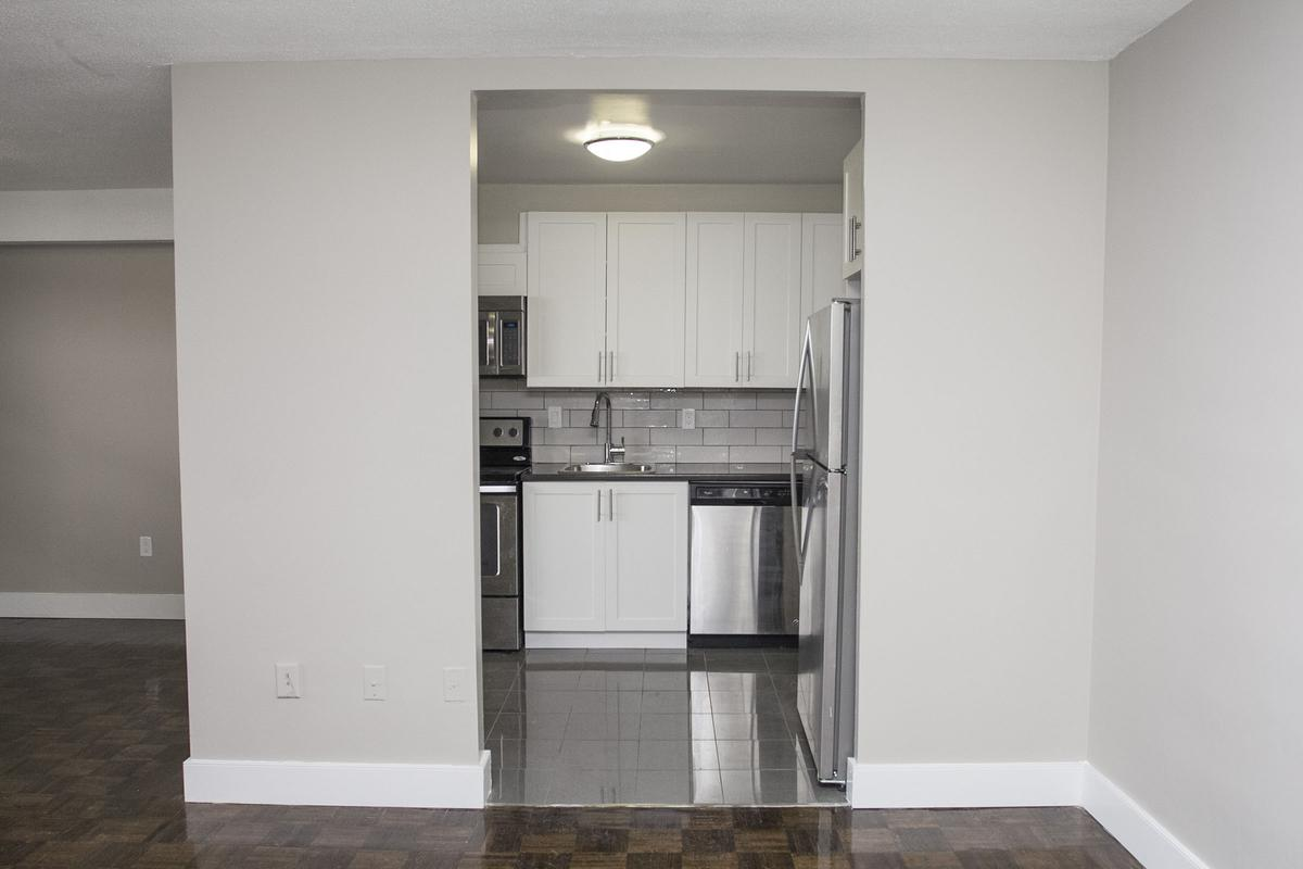 1202-S-2185 Sheridan Park Drive, Mississauga, ON, L5K 1C7 - 7