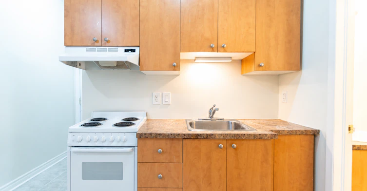 3-477 Cumberland Street, Ottawa, ON, K1N 7K1 - 4