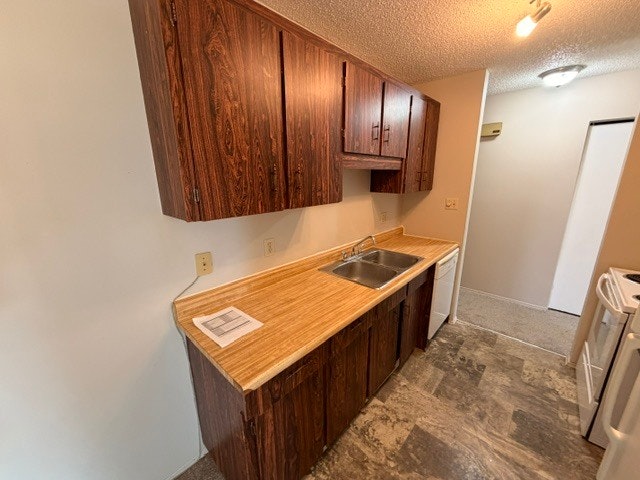1470 Knottwood Road East Nw, Edmonton, AB, T6K 2J9 - 6