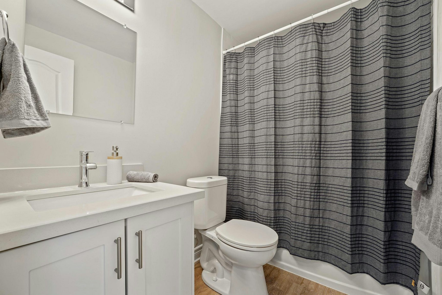 203-1570 Lawrence Avenue West, Toronto, ON, M6L 1C2 - 10