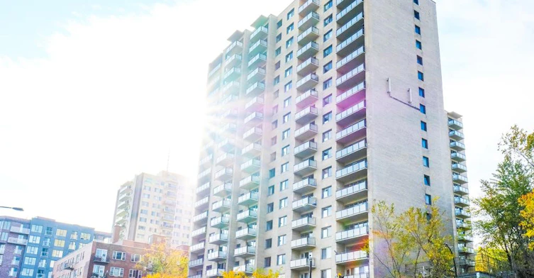 4530 De La Côte Des Neiges Chemin, Montréal, QC, H3V 1G1 - 8