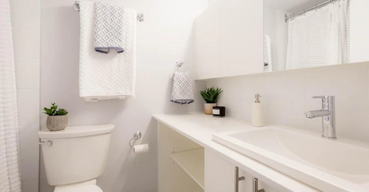 4530 De La Côte Des Neiges Chemin, Montréal, QC, H3V 1G1 - 6