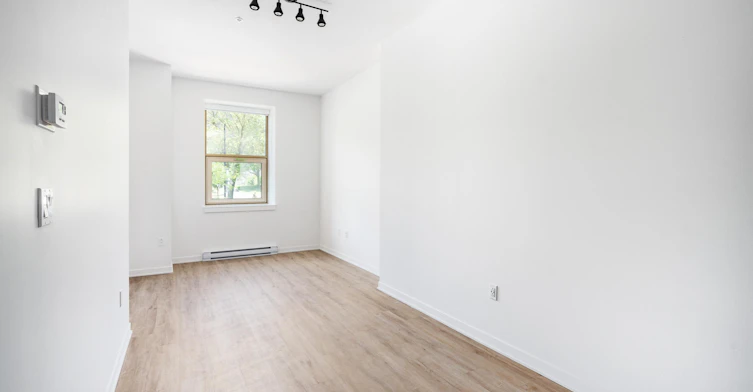 205-1950 Sherbrooke W, Montréal, QC, H3H 1E3 - 10