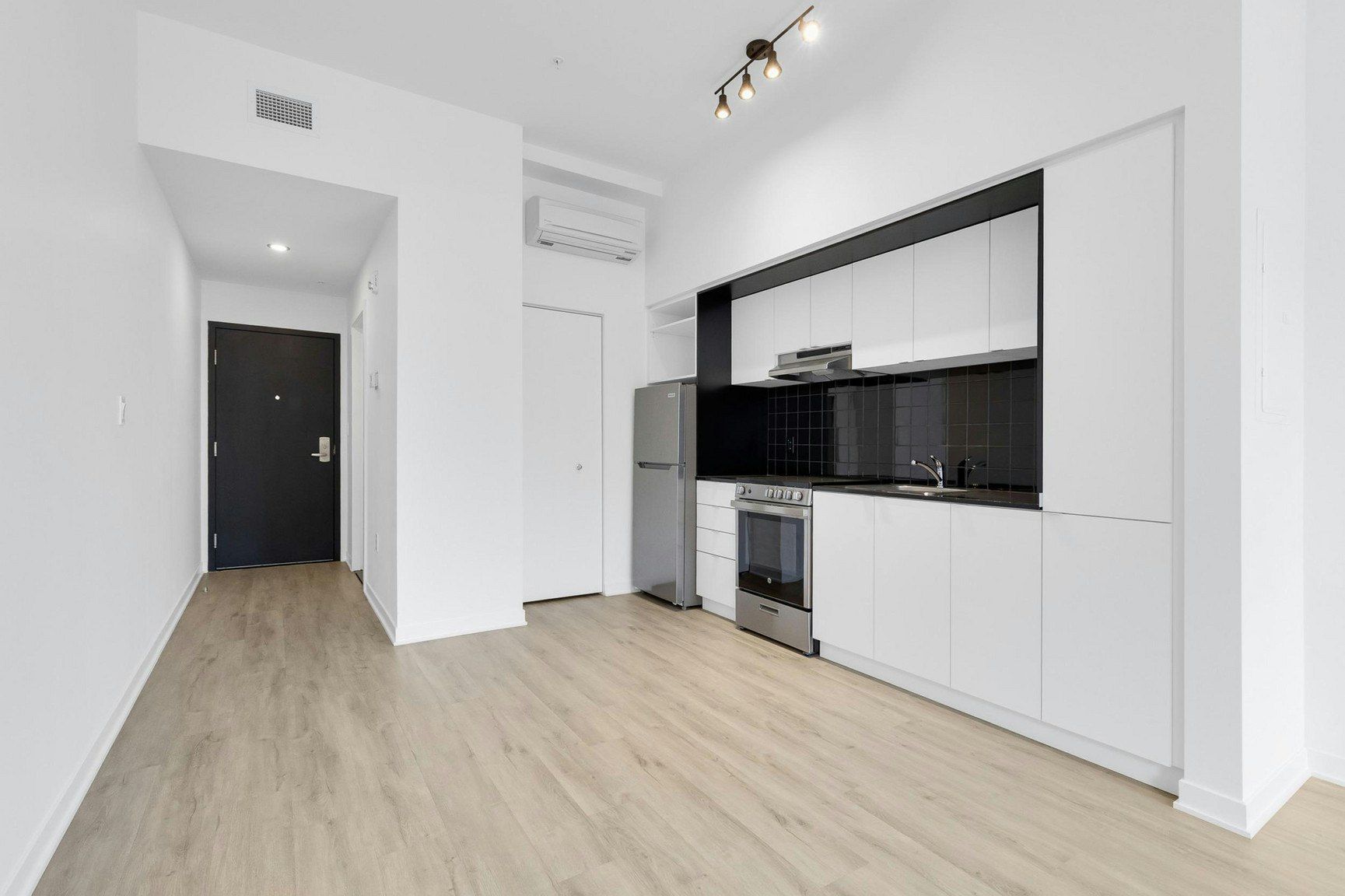 515-1950 Sherbrooke W, Montréal, QC, H3H 1E3 - 4