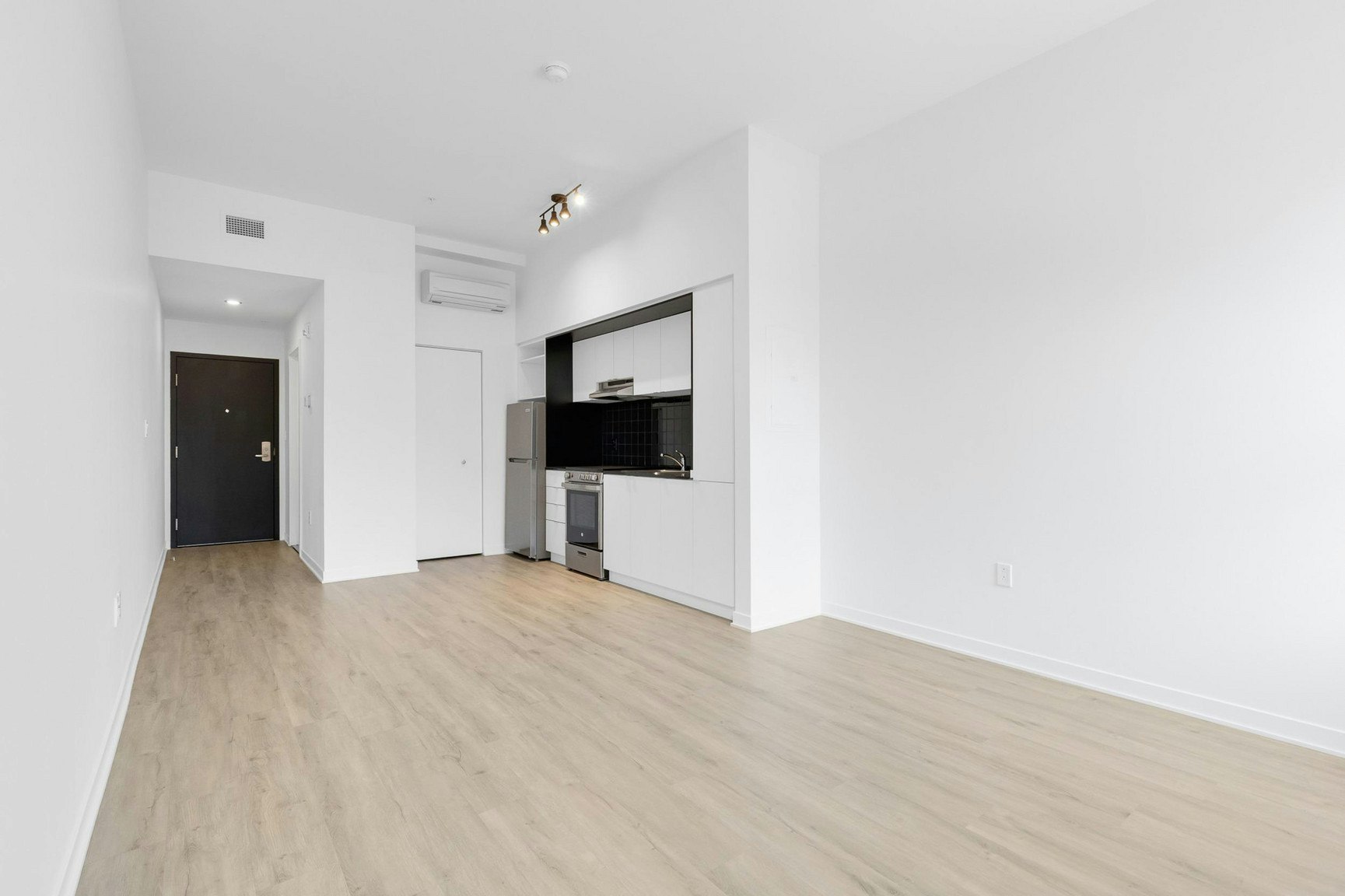 515-1950 Sherbrooke W, Montréal, QC, H3H 1E3 - 3