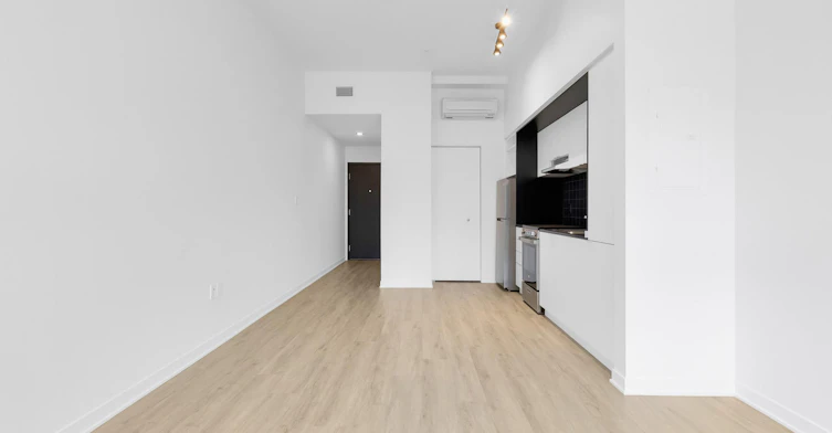 515-1950 Sherbrooke W, Montréal, QC, H3H 1E3 - 2