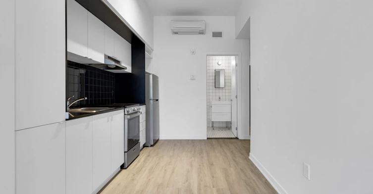 508-1950 Sherbrooke W, Montréal, QC, H3H 1E3 - 9